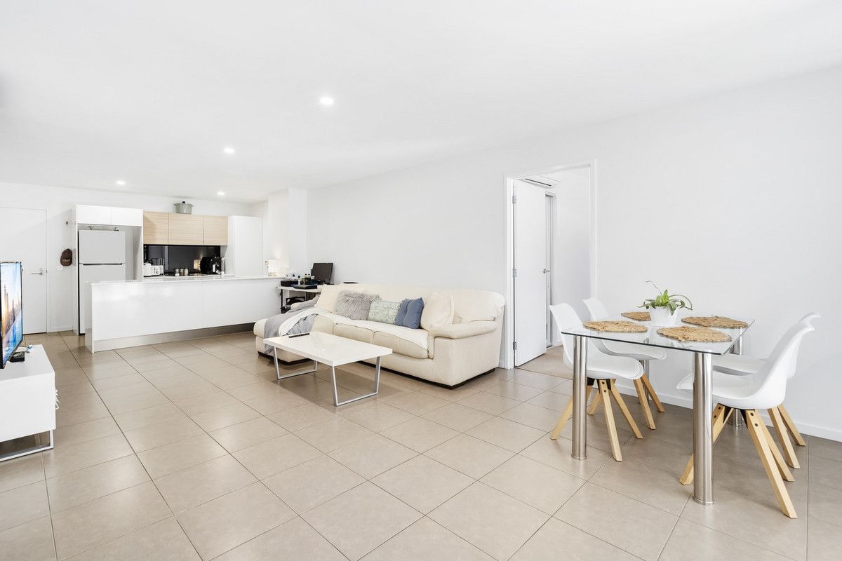 3112-1-waterford-court-bundall-qld-4217-domain