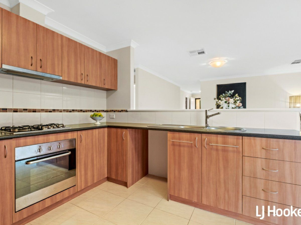 1/12 Withnell Street, East Victoria Park WA 6101, Image 2
