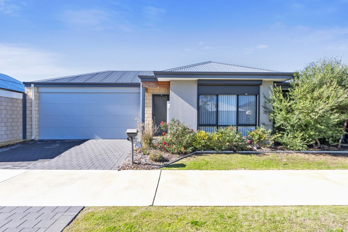 3 bedrooms House in 30 Forever Boulevard BANKSIA GROVE WA, 6031