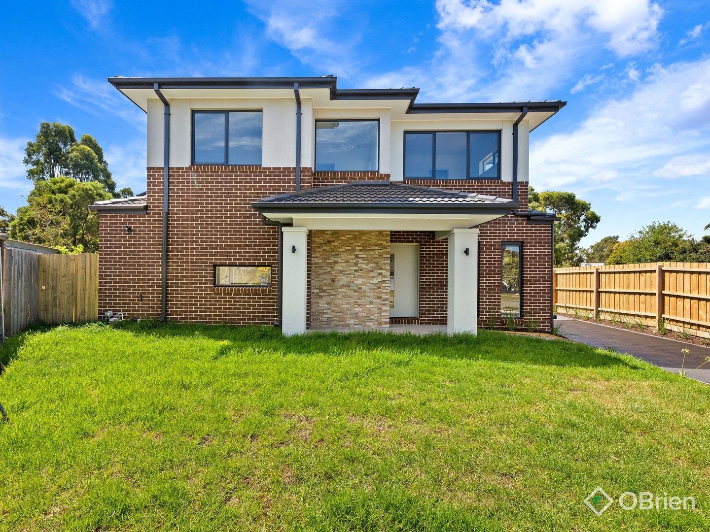 1/12 Strzelecki Court, Cranbourne North VIC 3977, Image 0