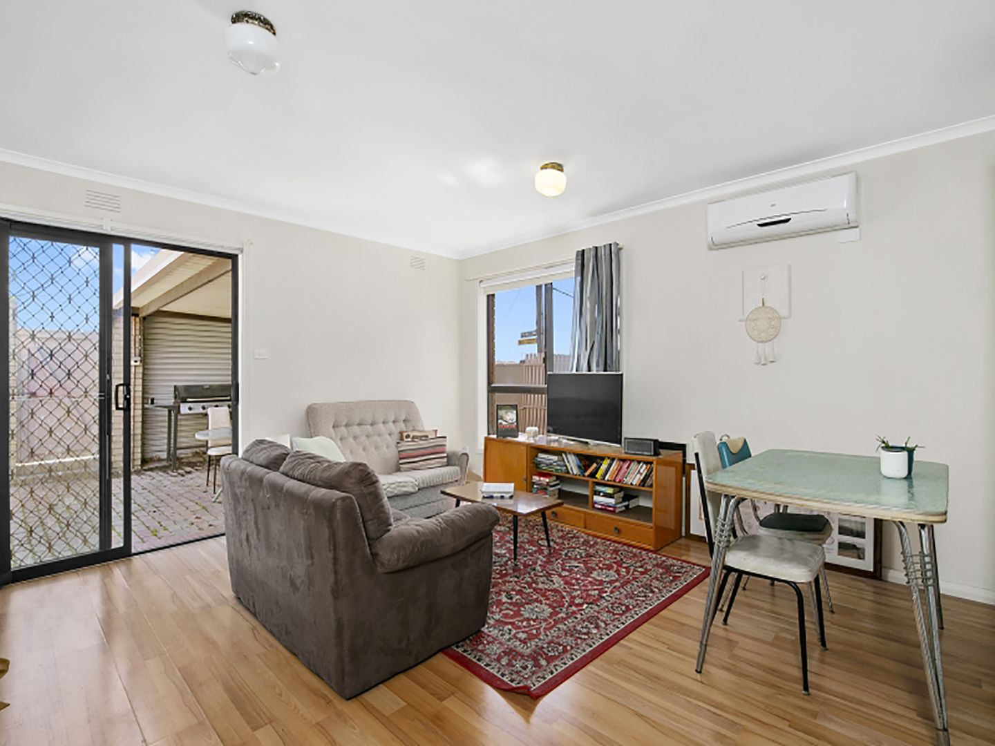 2/7 Ruthven Street, Newtown VIC 3220, Image 1