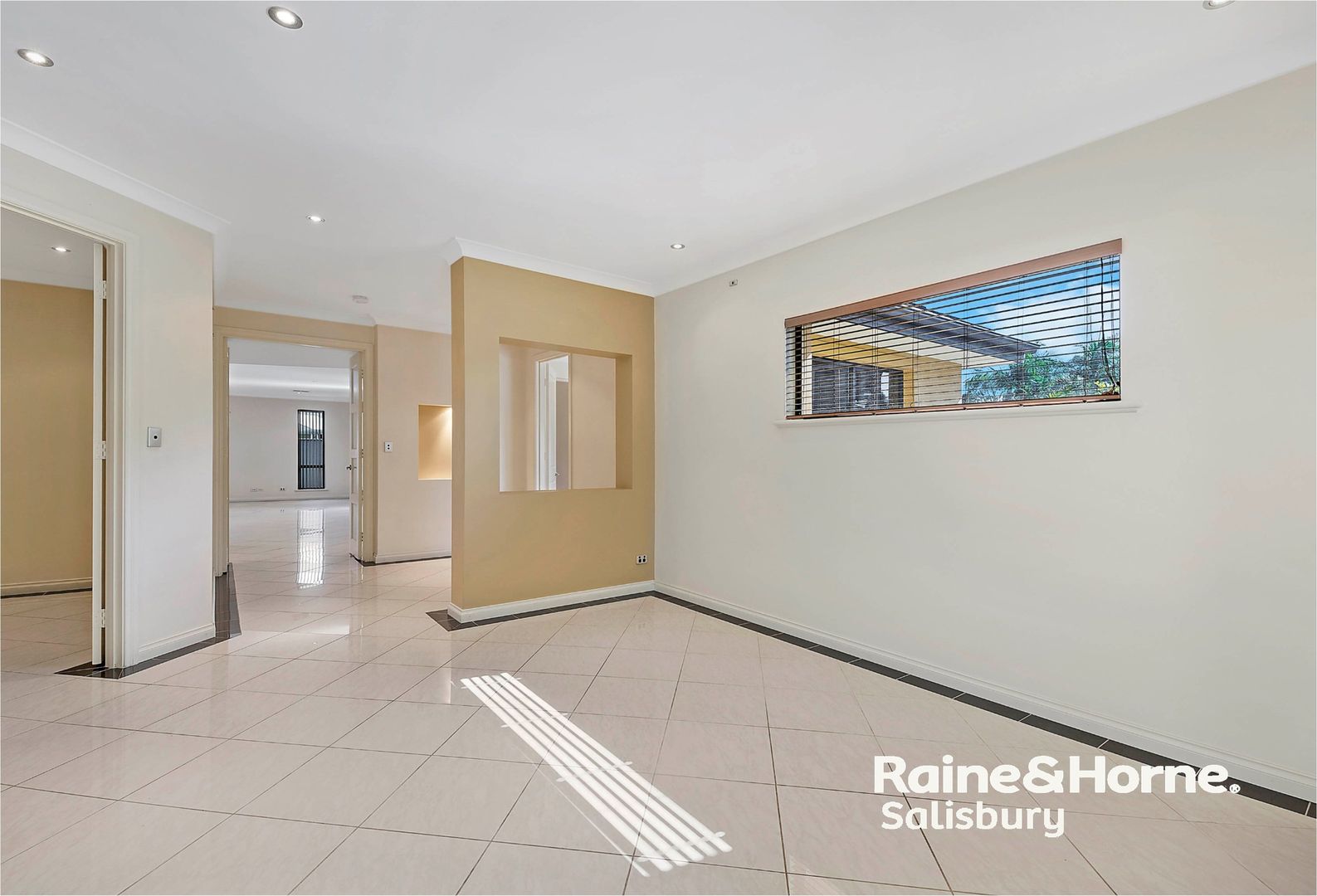 7 Creekview Drive, Mawson Lakes SA 5095, Image 2