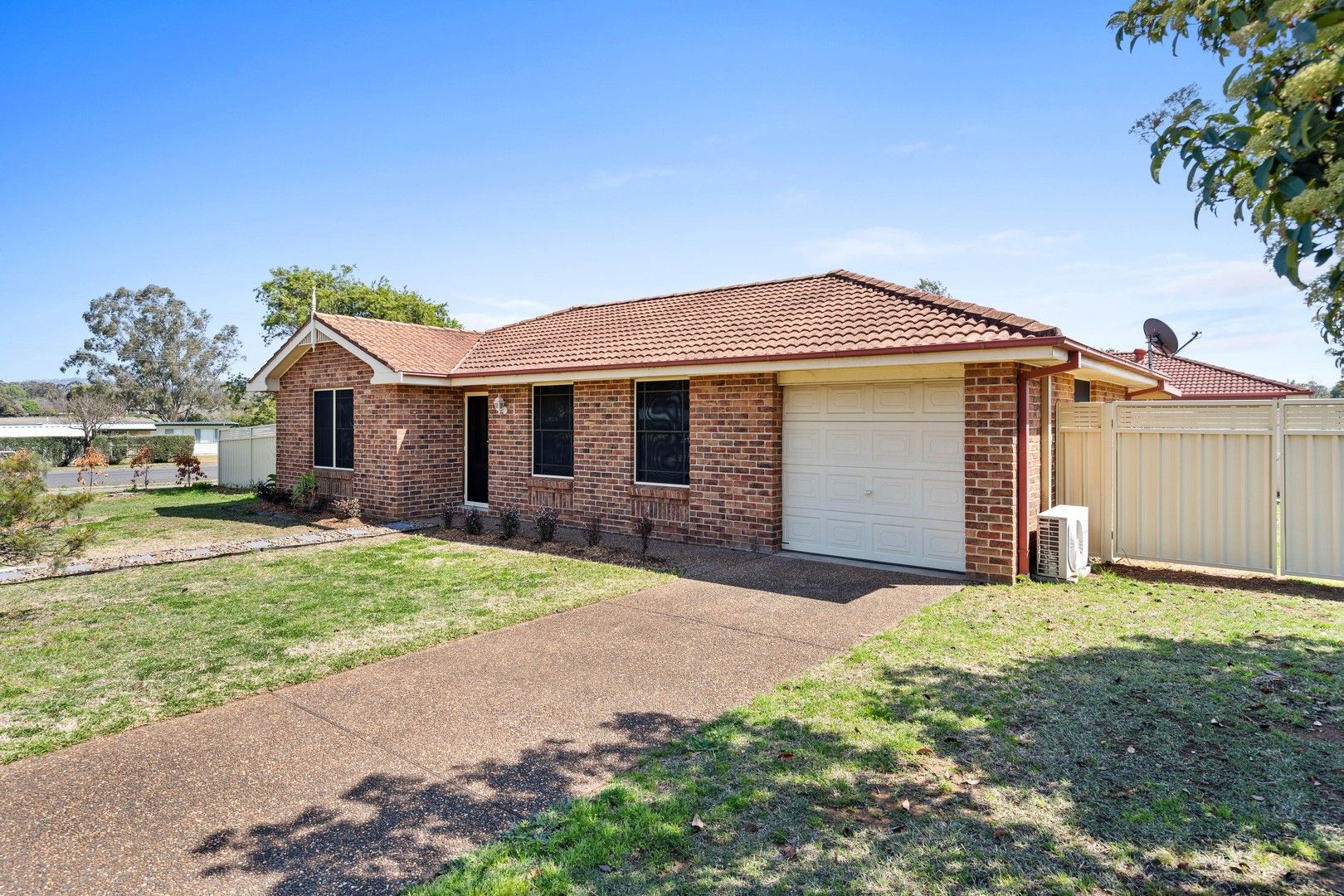 3 bedrooms House in 1 Towarri Street SCONE NSW, 2337