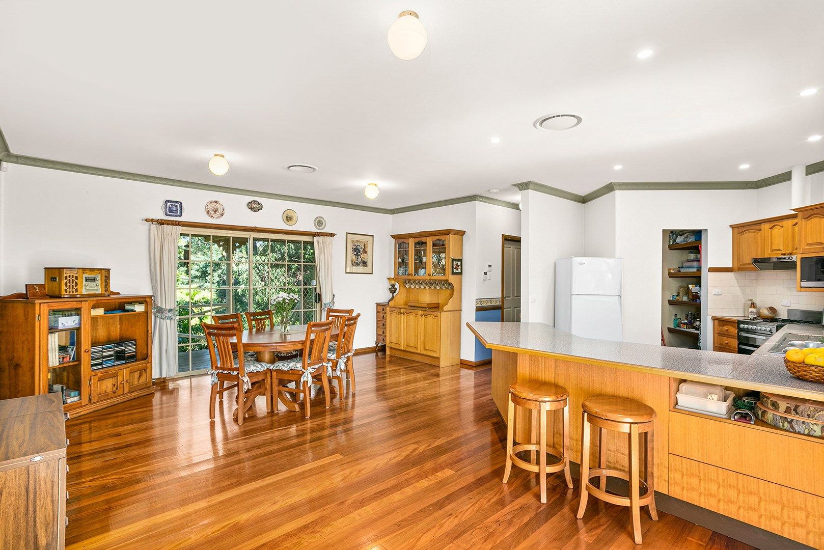 6 Broula Close, Caringbah NSW 2229, Image 2