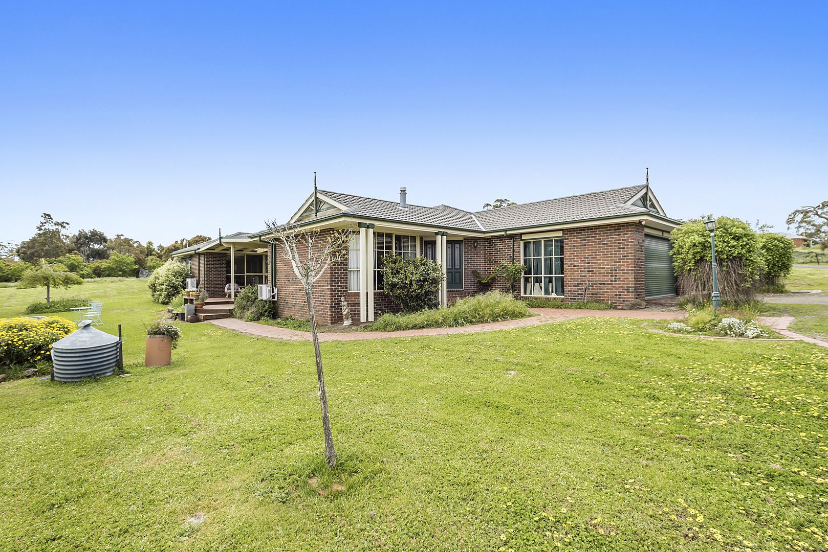 12 Degraves Court, Kyneton VIC 3444, Image 2