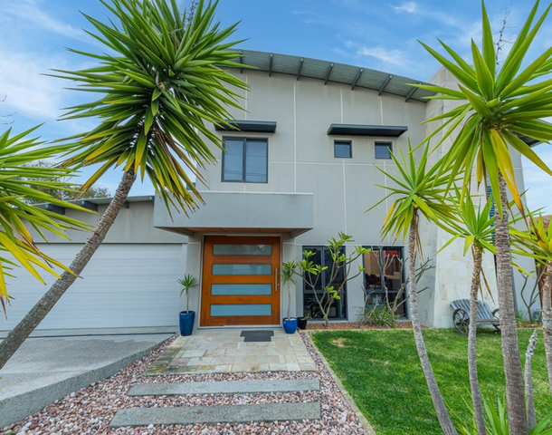 215 Bridgewater Drive, Kallaroo WA 6025