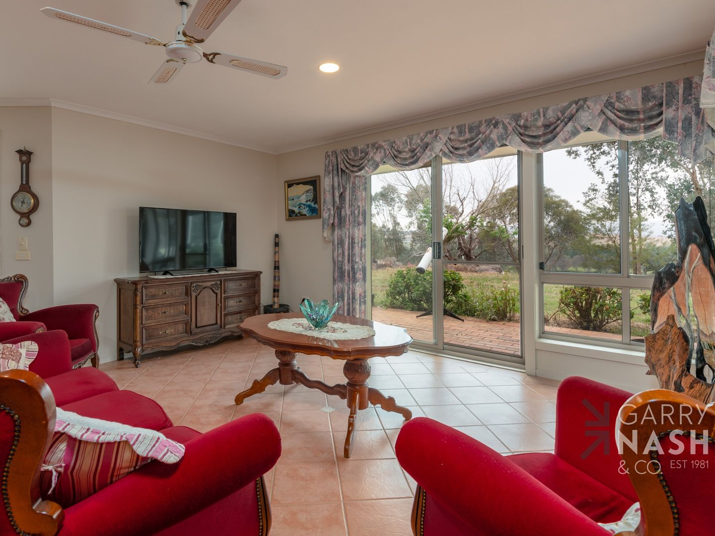 77 Illawong Road, Markwood VIC 3678, Image 2