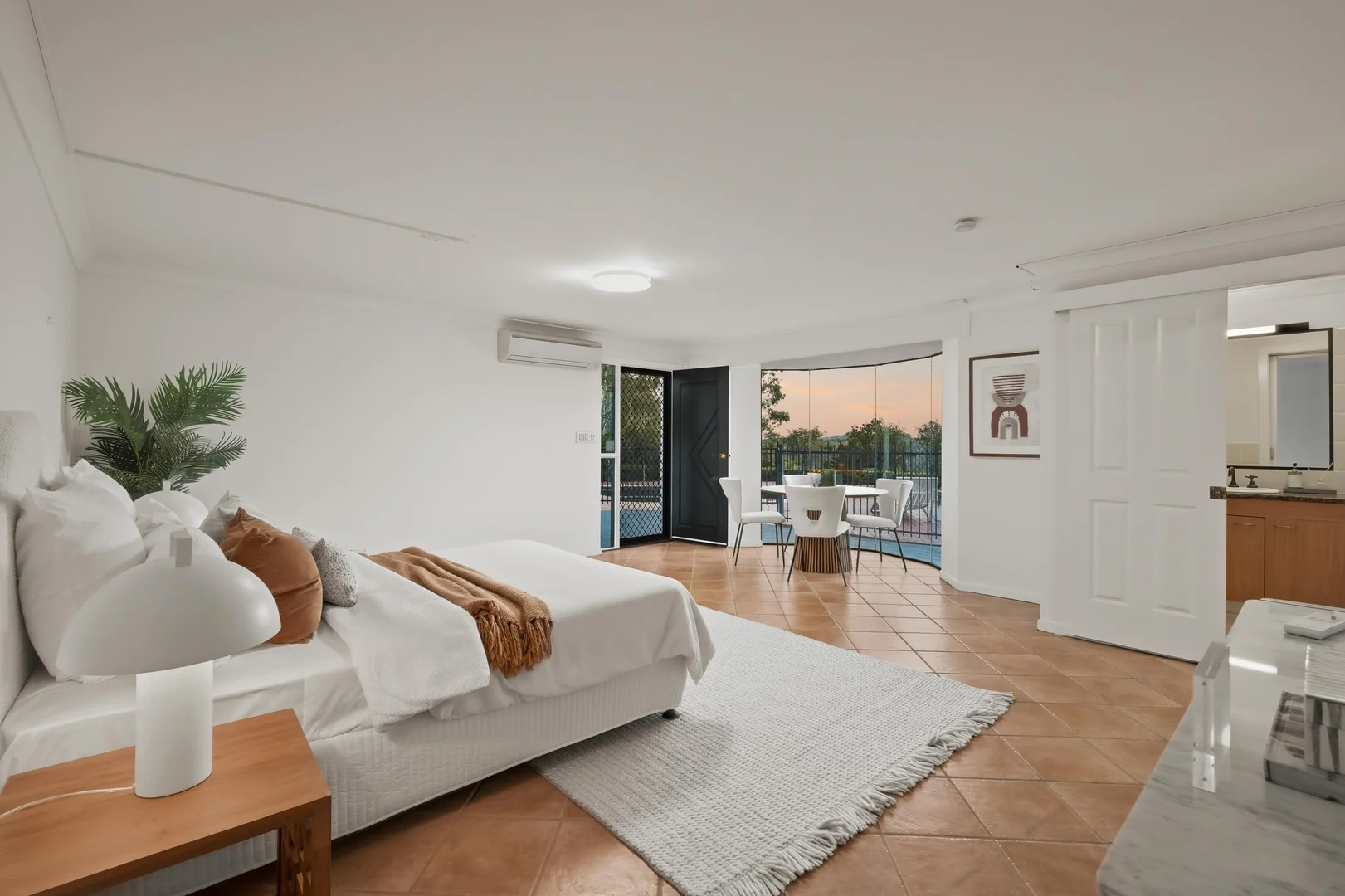 Additional image 21 of 39 Hannah St, Mount Ommaney QLD 4074