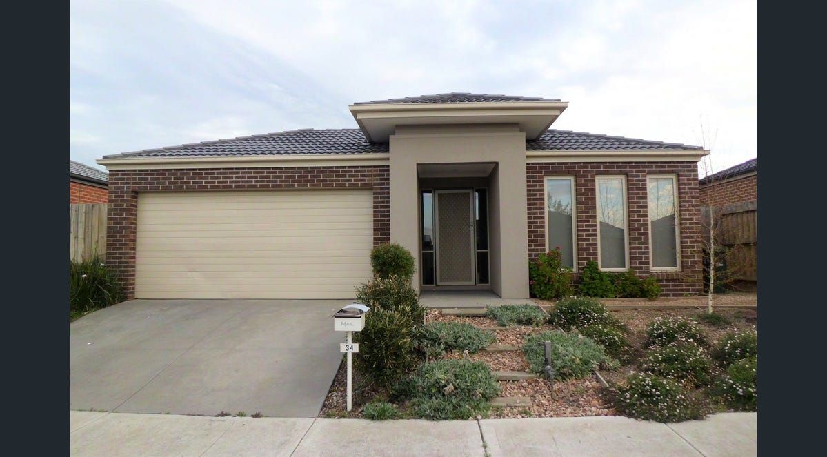4 bedrooms House in 34 Embankment Road DOREEN VIC, 3754
