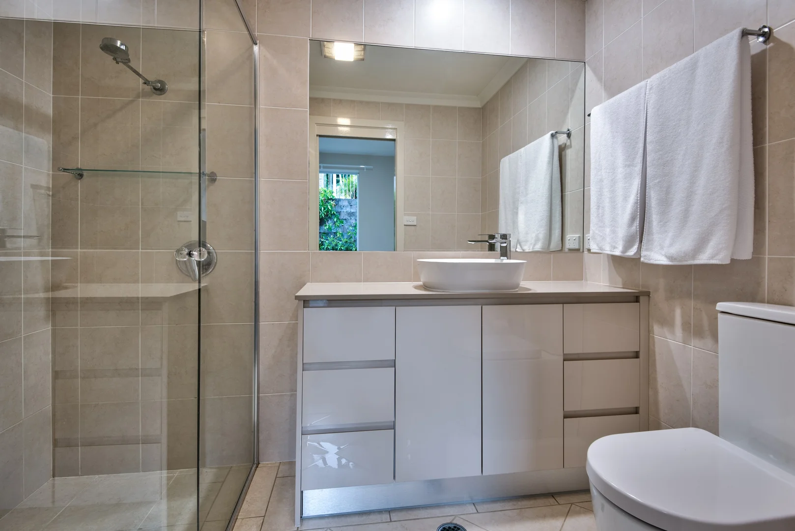 Additional image 26 of La Bella Waters 2 1 Coral Sea Avenue, Hamilton Island QLD 4803