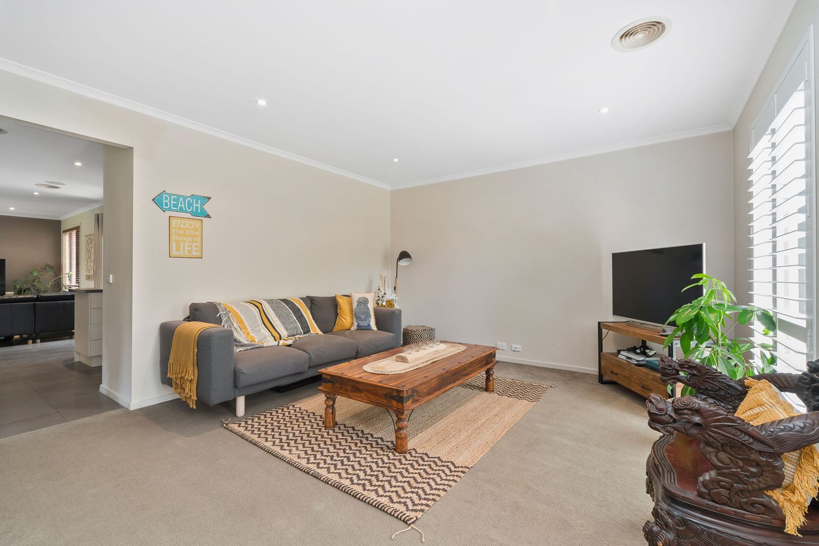 12 Vivi Court, Skye VIC 3977, Image 1