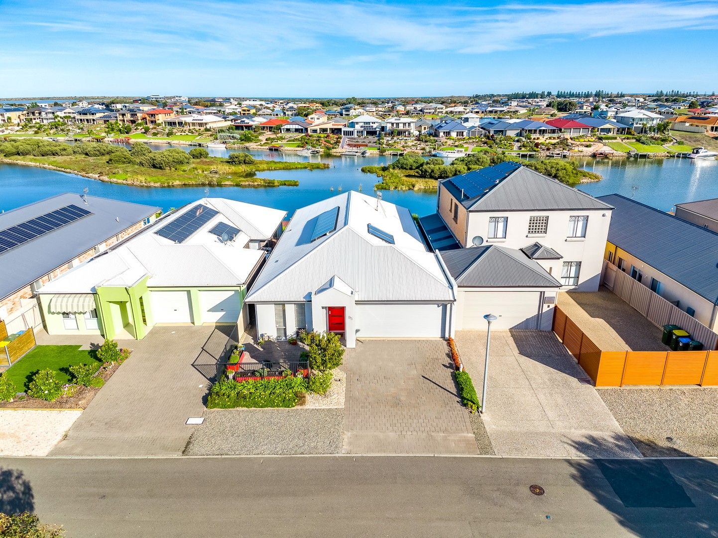 95 Blanche Parade, Hindmarsh Island SA 5214, Image 2