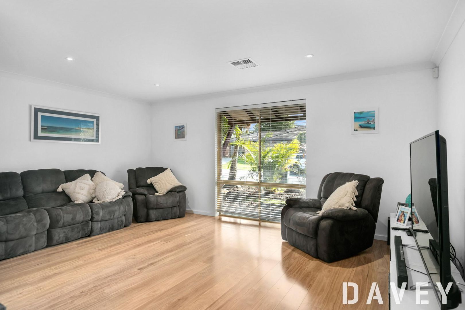 35B Woodford Wells Way, Kingsley WA 6026, Image 2