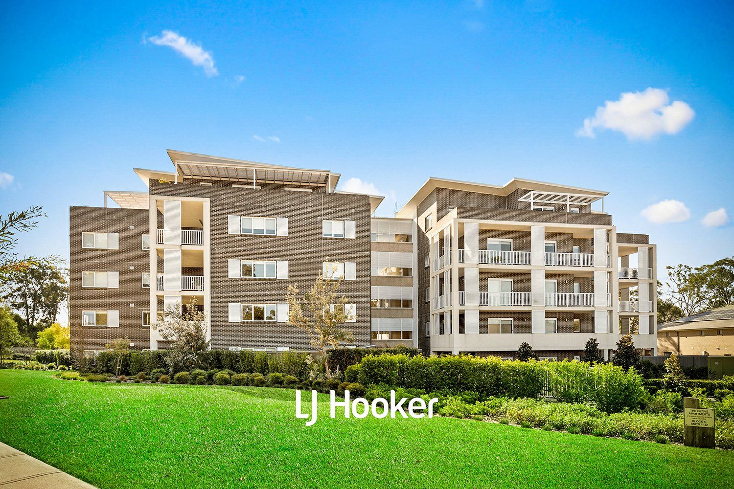 2 bedrooms Apartment / Unit / Flat in 16/23 Regent Honeyeater Grove NORTH KELLYVILLE NSW, 2155