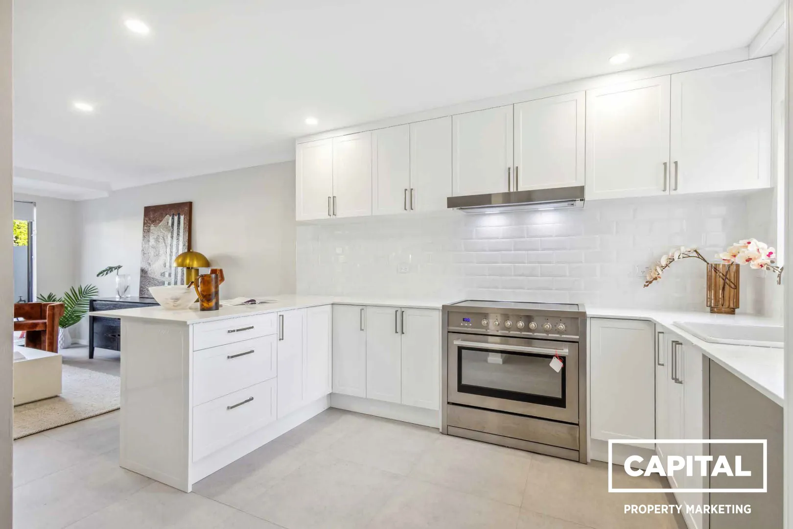 Large Renovated Street Front House - WALK to the Beach! - View 5