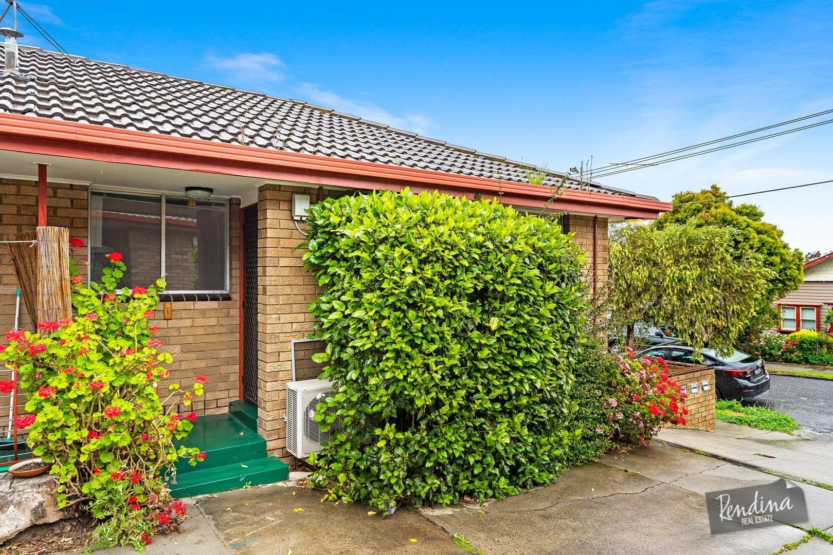 1 bedrooms Apartment / Unit / Flat in 1/2 Dalgety Street BRUNSWICK WEST VIC, 3055
