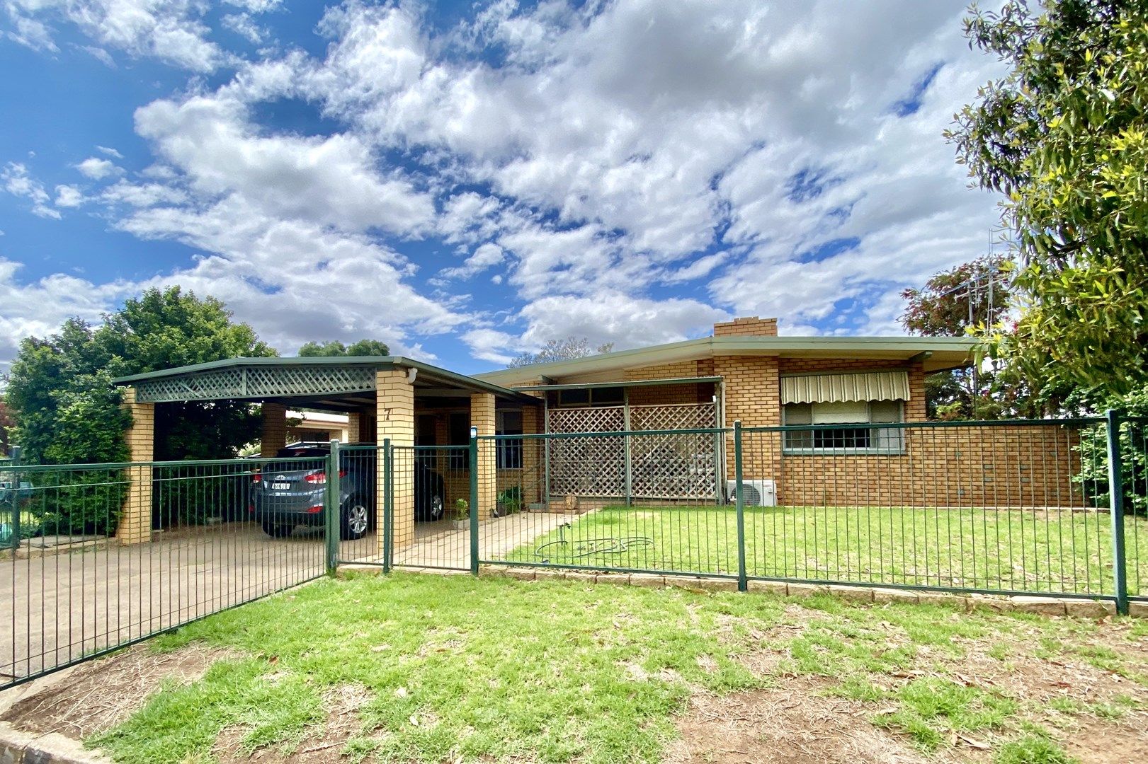 7 Gale Street, Forbes NSW 2871, Image 0