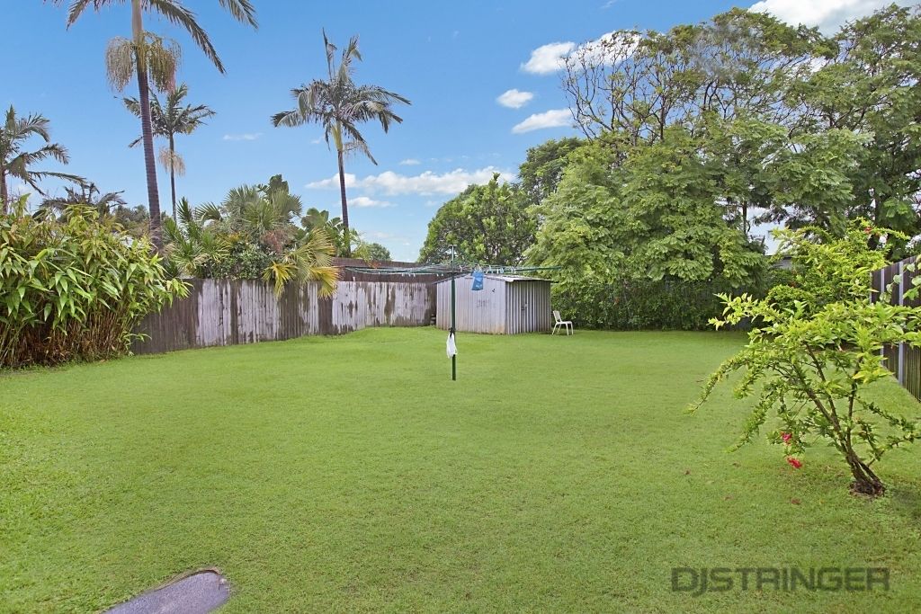 30 West Wyberba Street, Tugun QLD 4224, Image 2