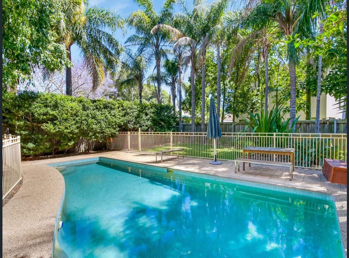 2 bedrooms Apartment / Unit / Flat in 17/2 Vineyard Street MONA VALE NSW, 2103