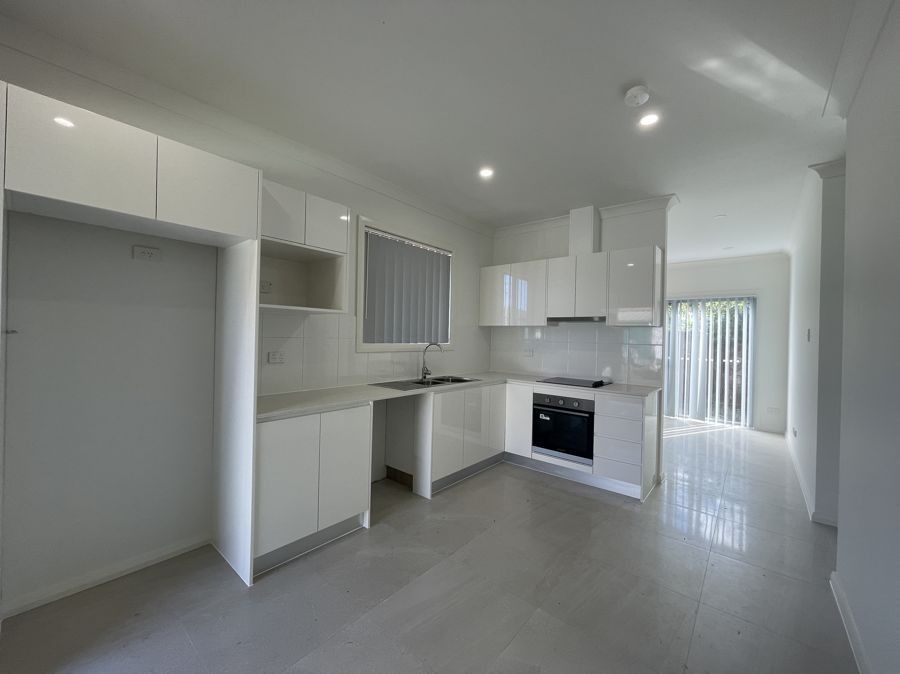 2 bedrooms House in 39A Kalora Avenue FAIRFIELD WEST NSW, 2165