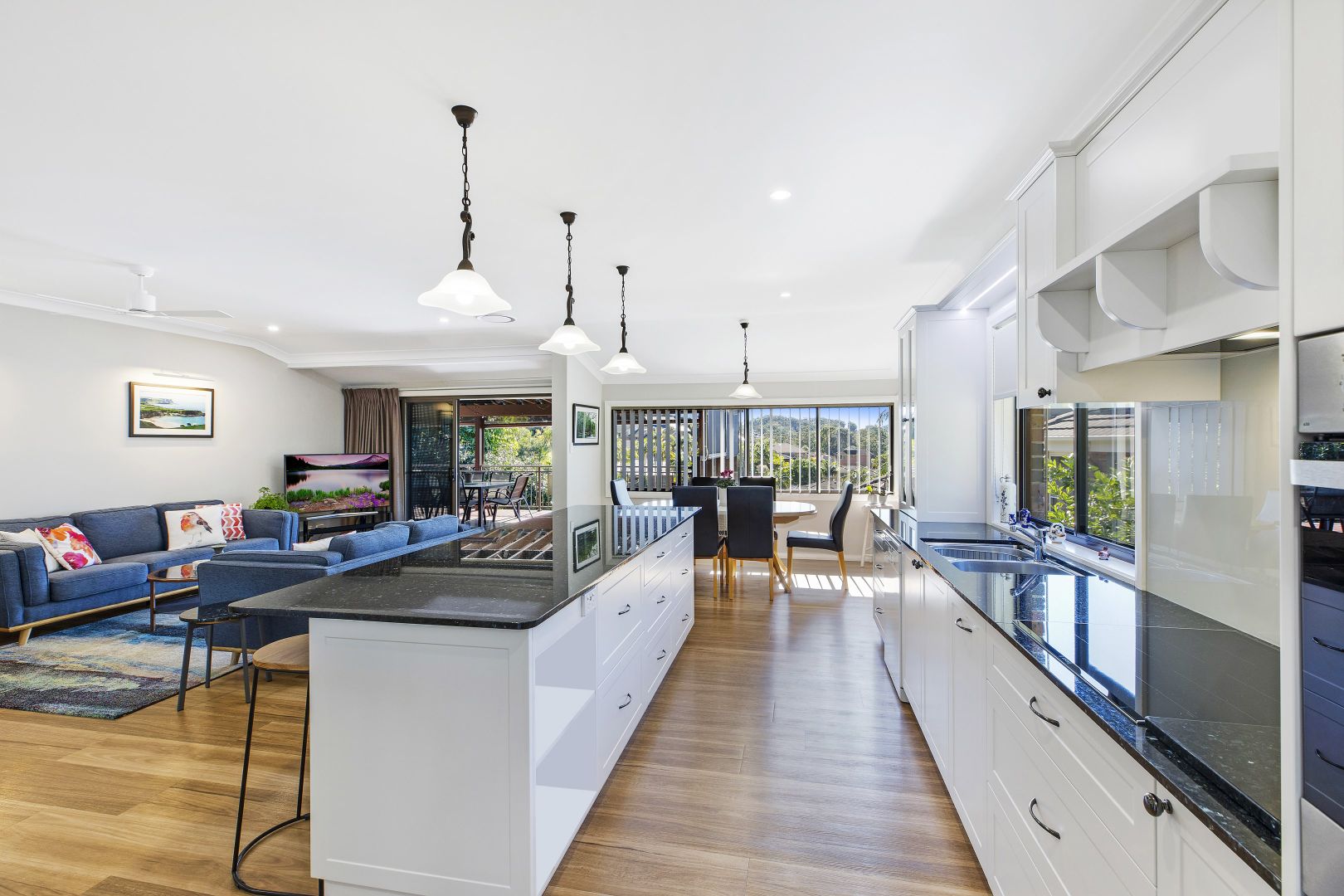 3 Scarborough Court, Terrigal NSW 2260, Image 2