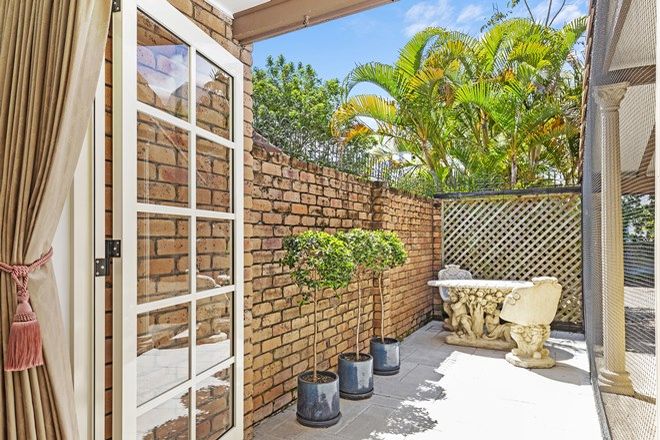 Picture of 7/9 Eady Avenue, BROADBEACH WATERS QLD 4218