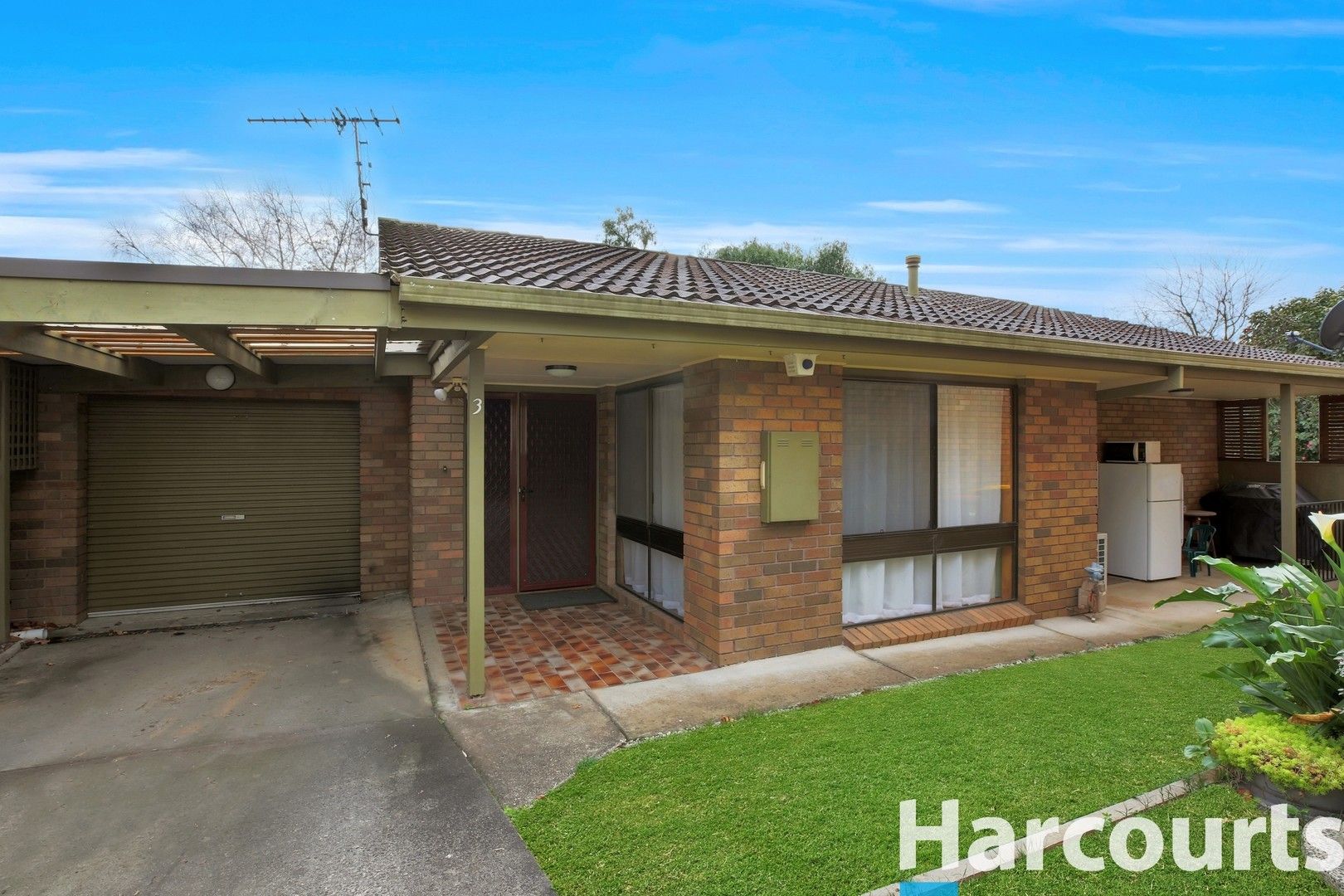 3/11 Young Street, Drouin VIC 3818, Image 0