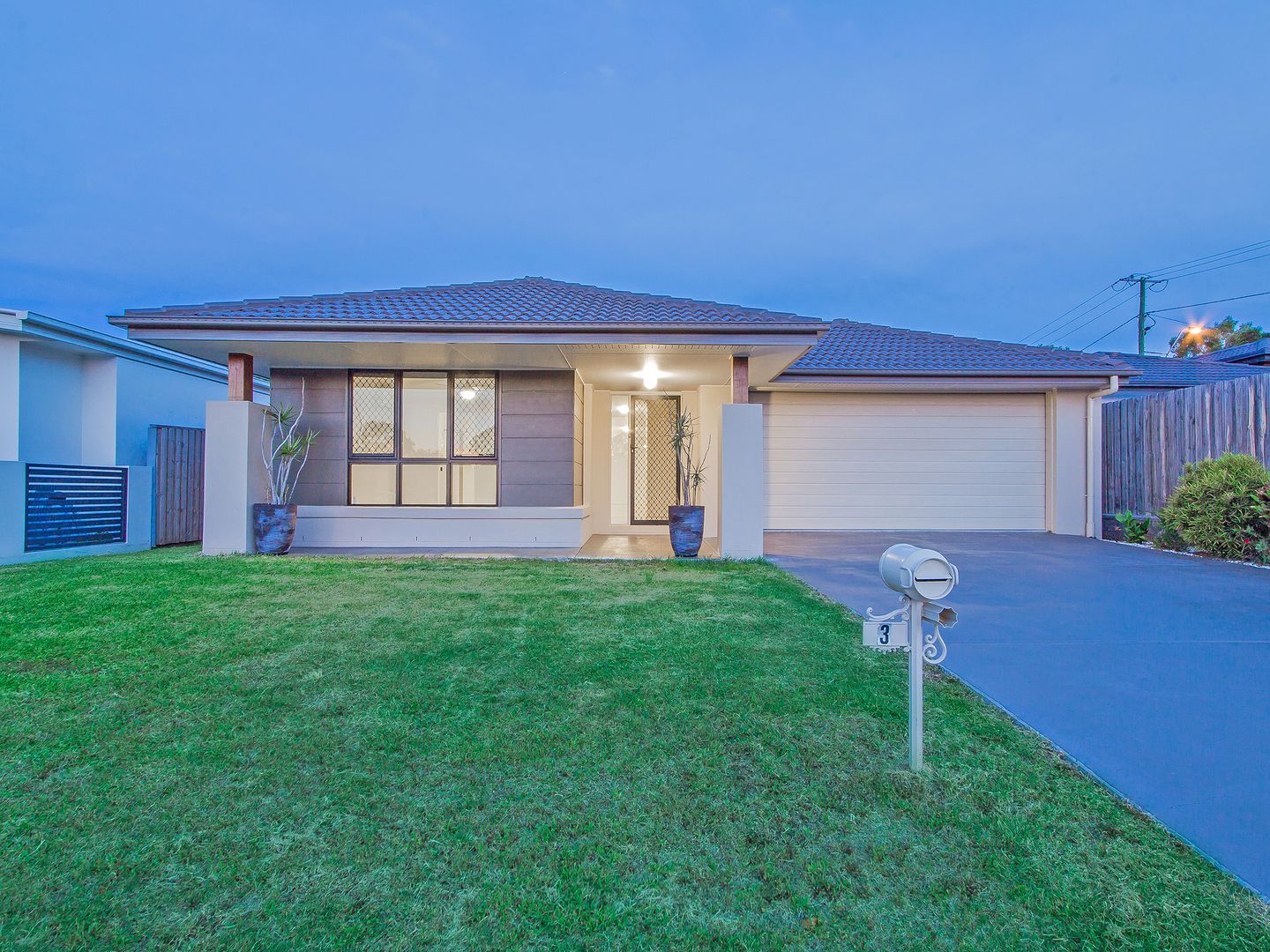 3 Harrogate Place, Gumdale QLD 4154