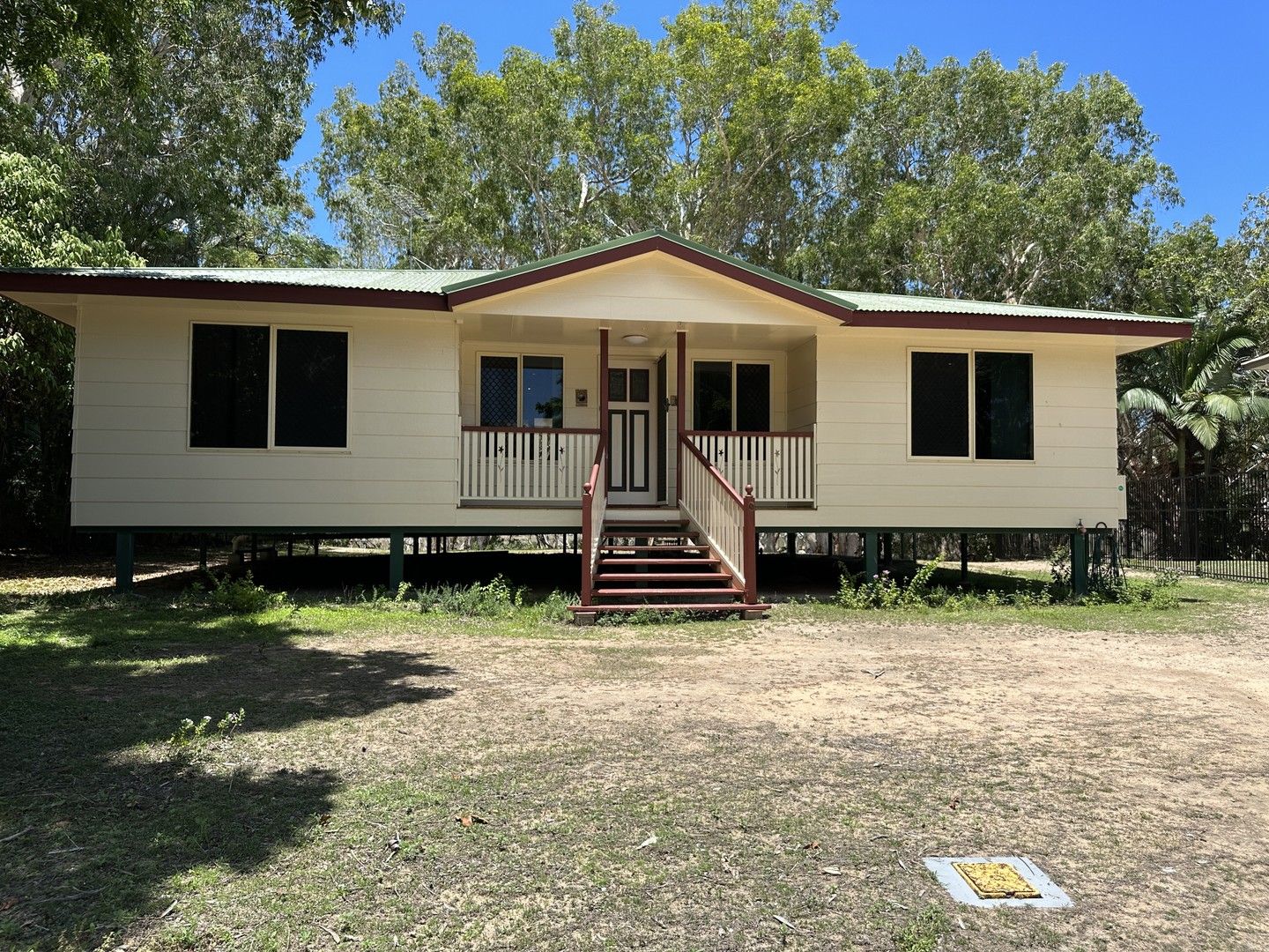 3 bedrooms House in 6 Rintoul Ct HORSESHOE BAY QLD, 4819