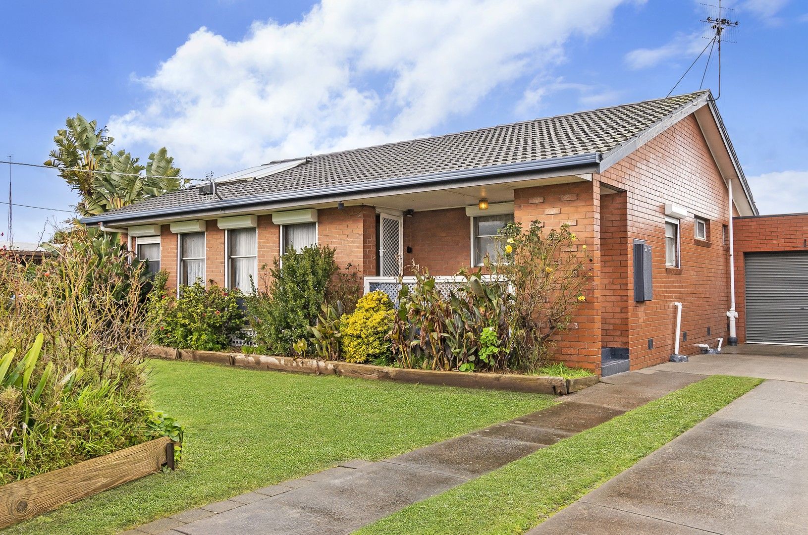 4 bedrooms House in 39 Fairfax Avenue WARRNAMBOOL VIC, 3280