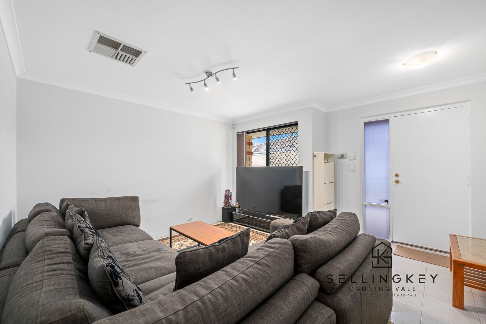 2/73-75 Queen Street, Bentley WA 6102, Image 2