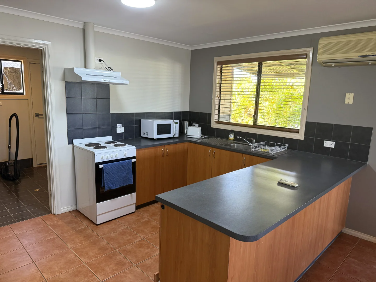 Additional image 4 of 17B McGrath Avenue, Onslow WA 6710