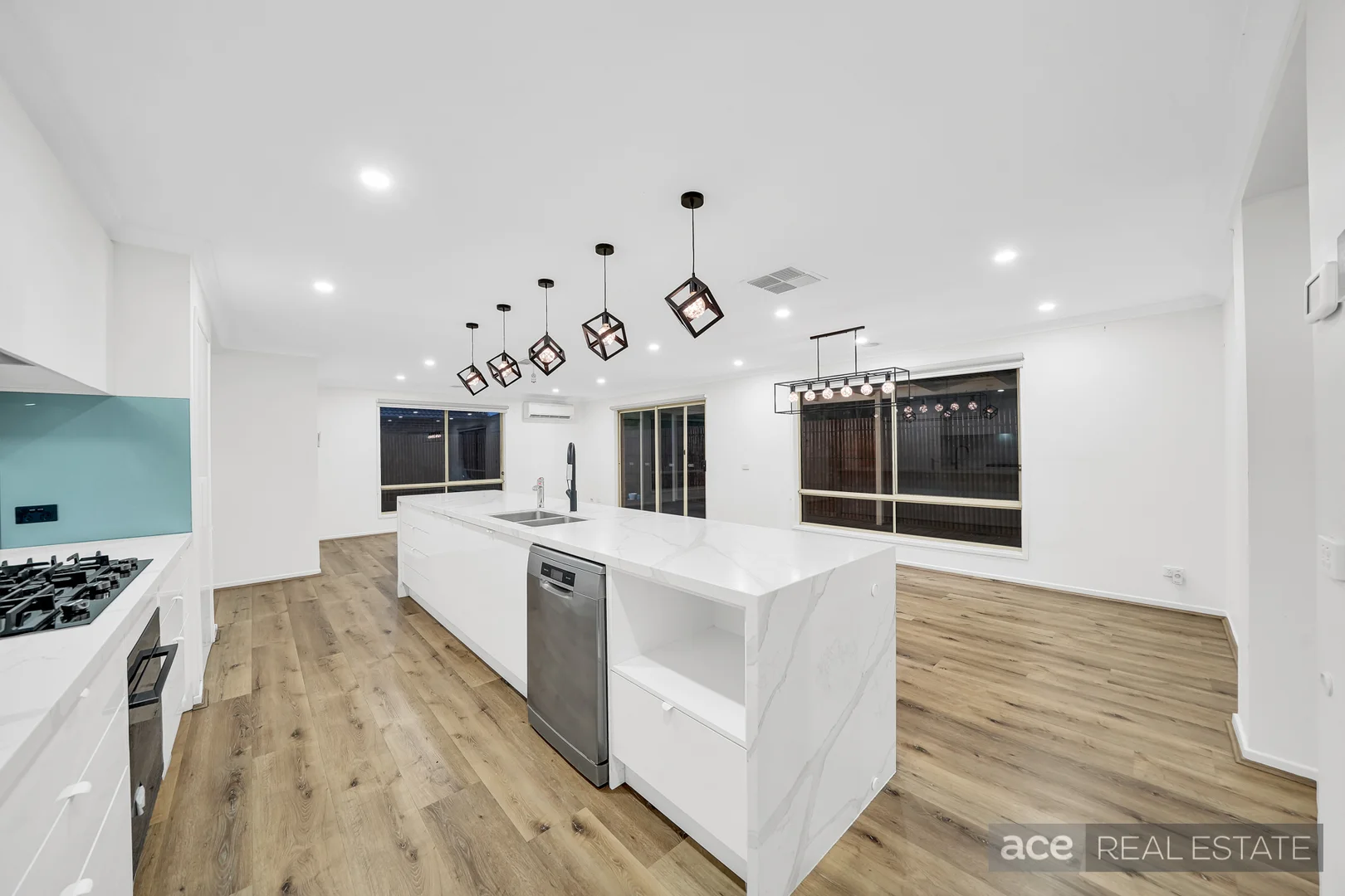 Additional image 6 of 10 Spoonbill Close, Williams Landing VIC 3027