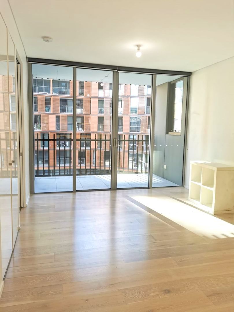 1 bedrooms Apartment / Unit / Flat in 91/18 Park lane CHIPPENDALE NSW, 2008