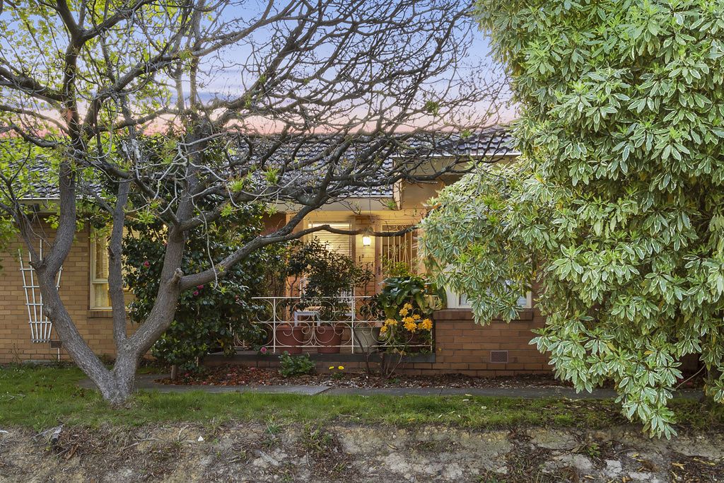 1A & 1B Bedford Street, Box Hill VIC 3128, Image 2