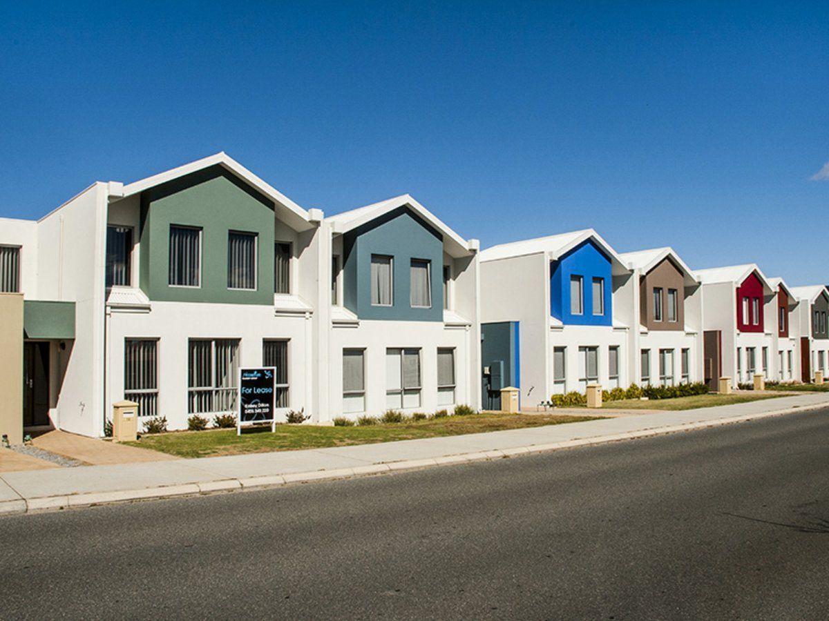 4 bedrooms House in 13 Chesapeake Way CURRAMBINE WA, 6028