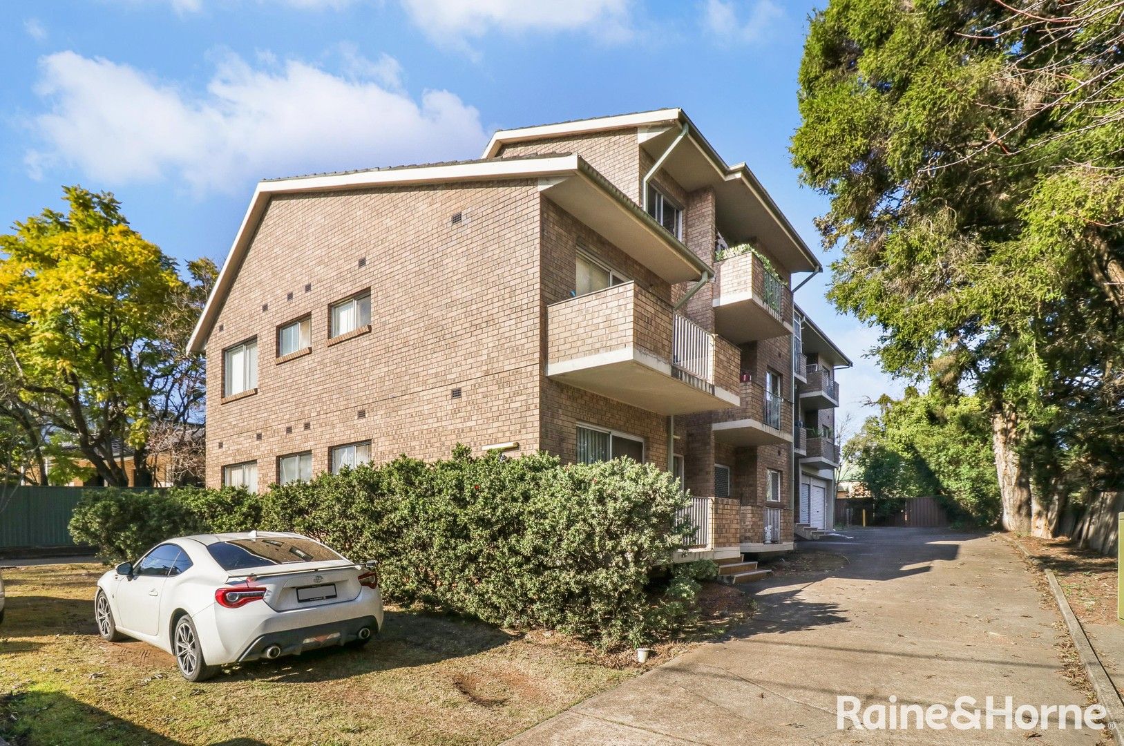 2 bedrooms Apartment / Unit / Flat in 4/46-48 King Street ST MARYS NSW, 2760