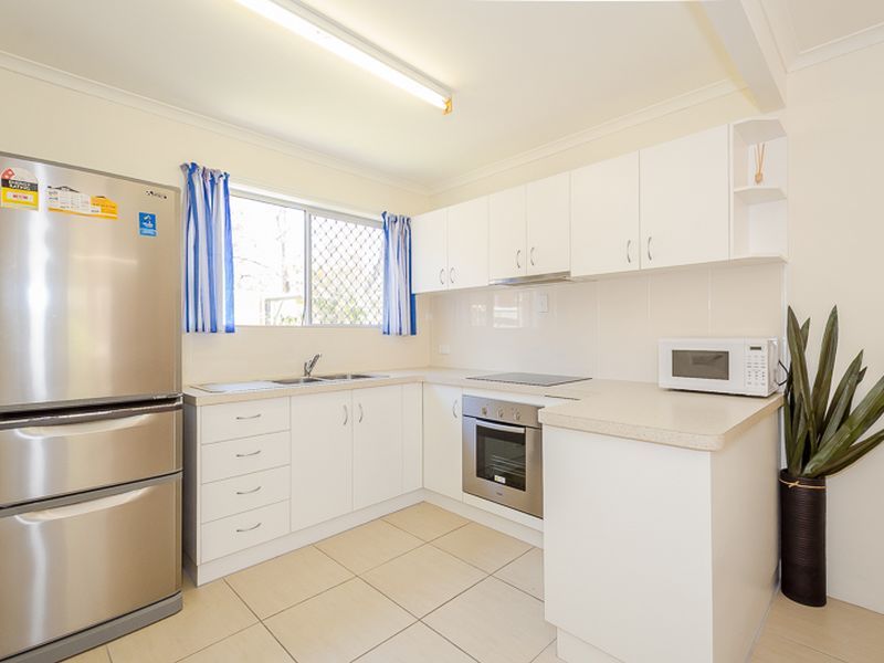 1-4/9 Cowan Close, South Gladstone QLD 4680, Image 2