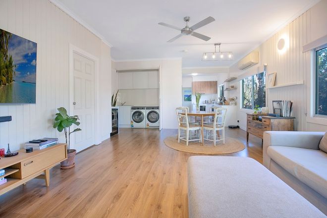 173 Macrossan Avenue, NORMAN PARK QLD 4170 - Image 4