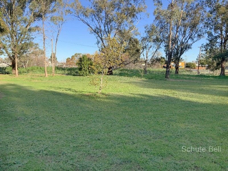 12 Warren Rd, Narromine NSW 2821, Image 0