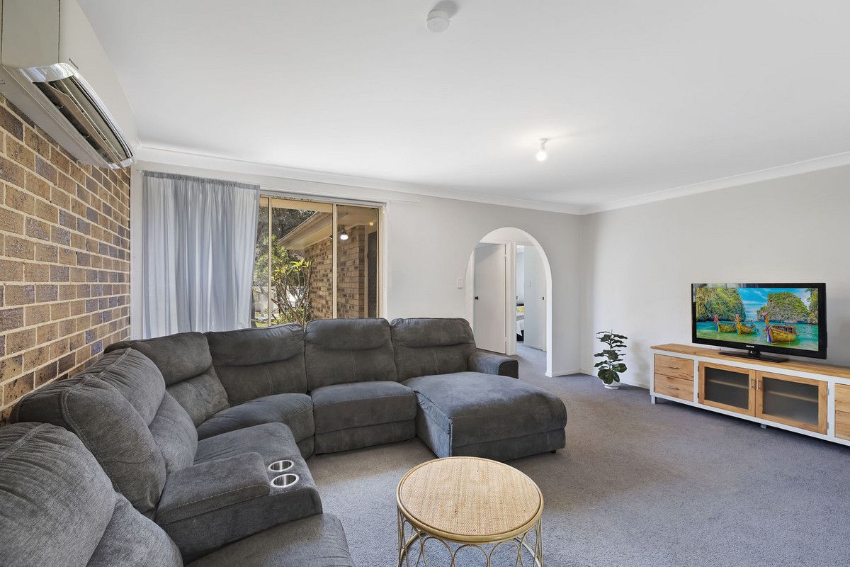 13 Hobbs Close, Bateau Bay NSW 2261, Image 2