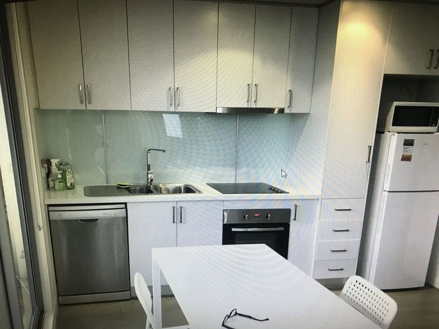 2 bedrooms Apartment / Unit / Flat in 2/284-286 Neerim Road CARNEGIE VIC, 3163