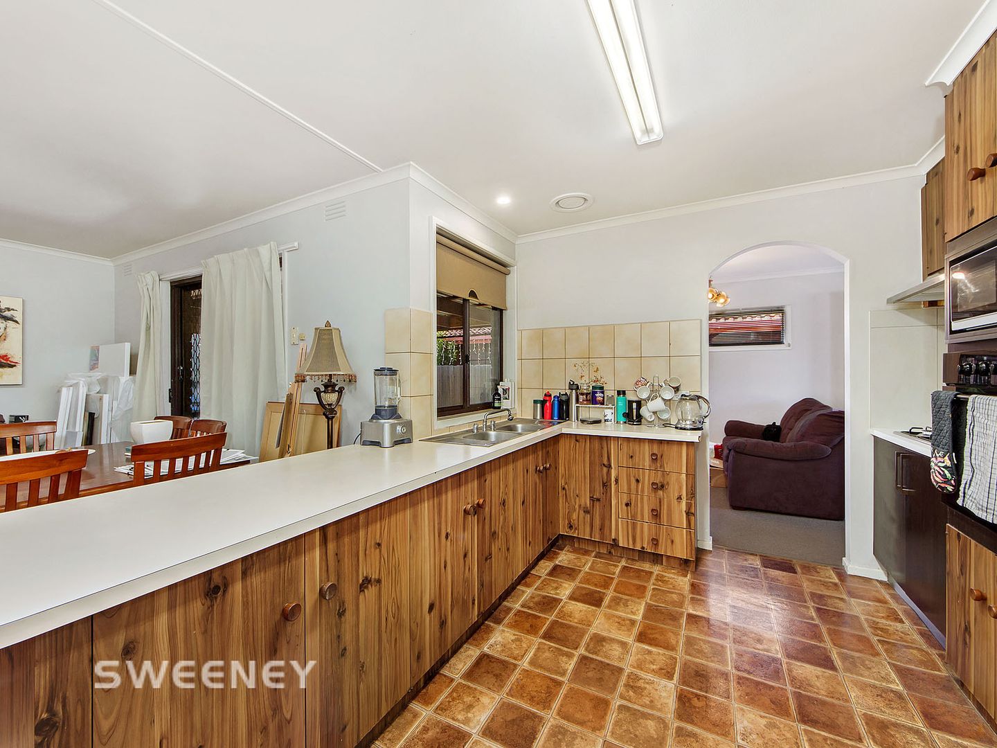 8 McShane Drive, Kealba VIC 3021, Image 2