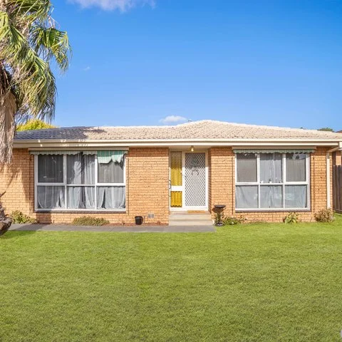 64 Station Road, Melton South VIC 3338