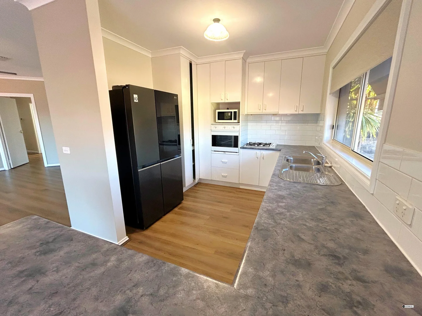 Additional image 2 of 1/11 Southern View Drive, West Albury NSW 2640