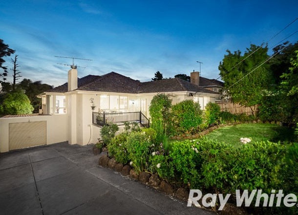 18 Boronia Grove, Doncaster East VIC 3109