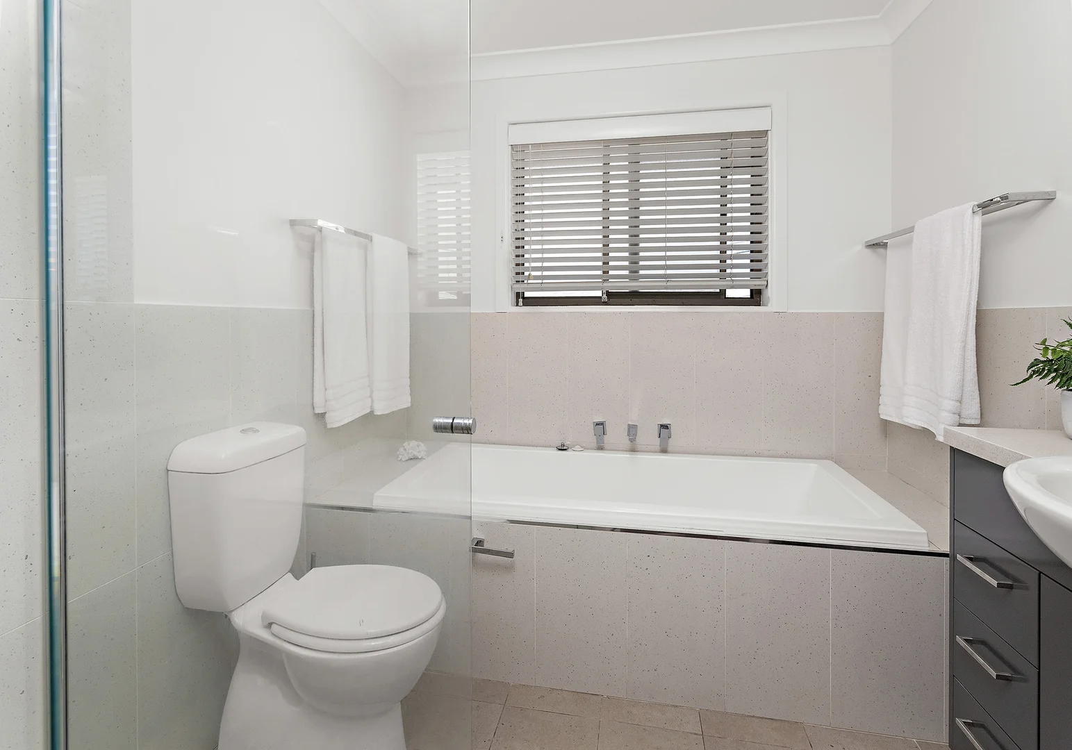 Additional image 12 of 27 Russell Street, Balgownie NSW 2519