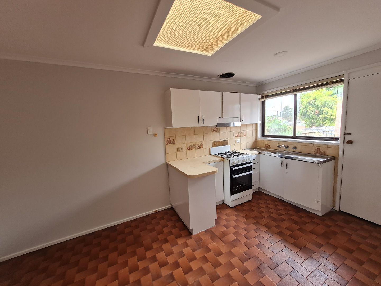 16/104110 Lorne Street, Fawkner VIC 3060 Apartment For Rent Domain