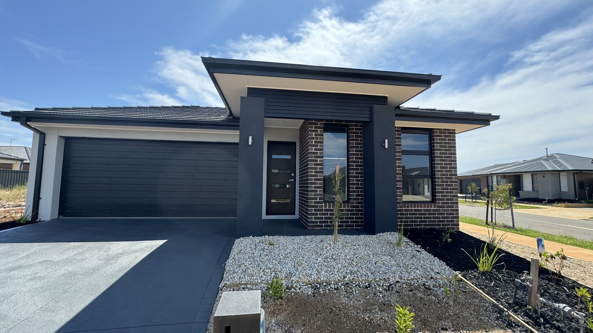 4 bedrooms House in 72 Walton Street MELTON SOUTH VIC, 3338