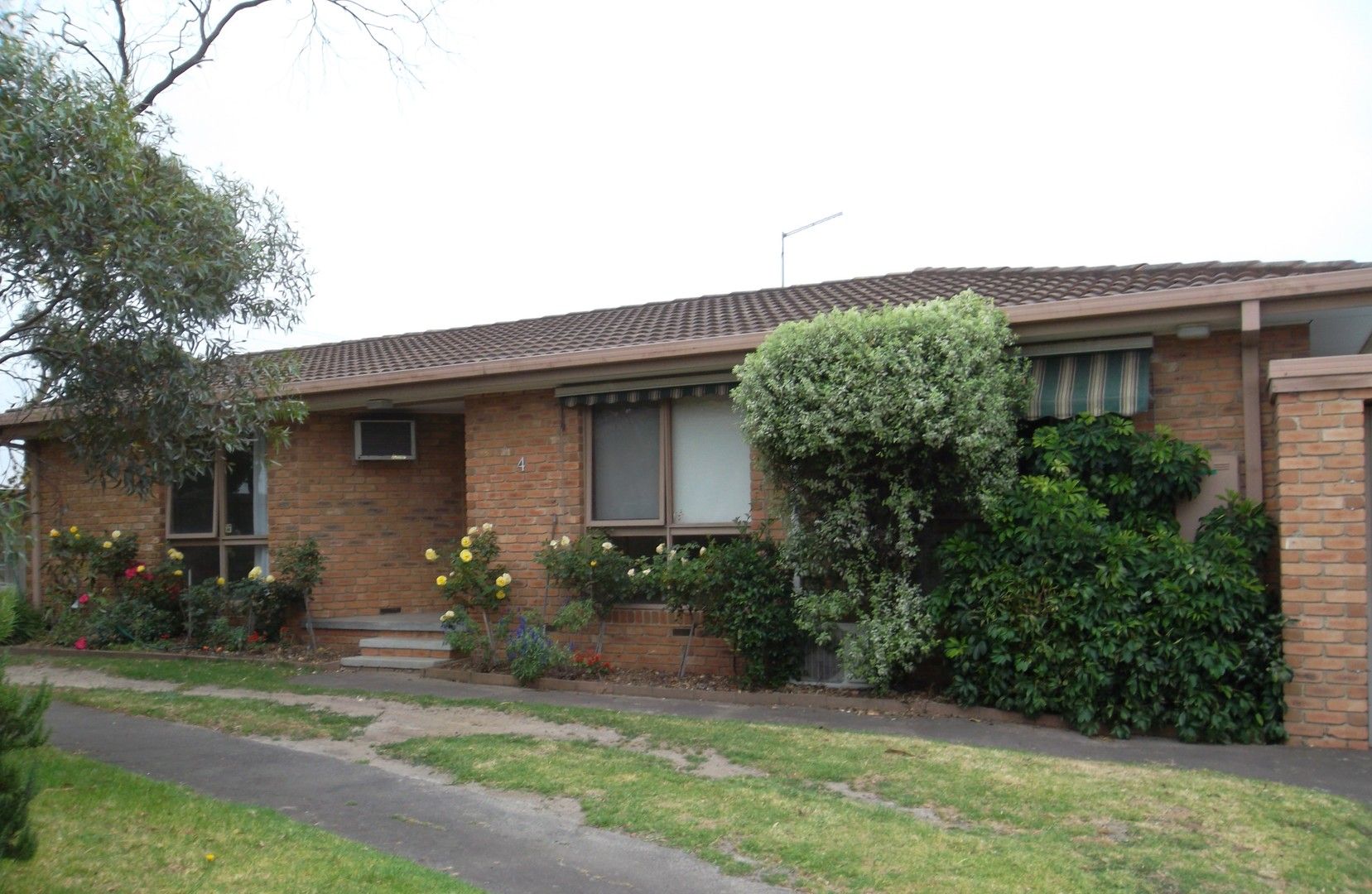 3 bedrooms Apartment / Unit / Flat in 4/42 Portland Street MULGRAVE VIC, 3170